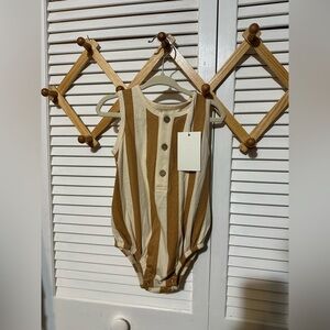 Wild Wawa striped bubble nwt 12/18